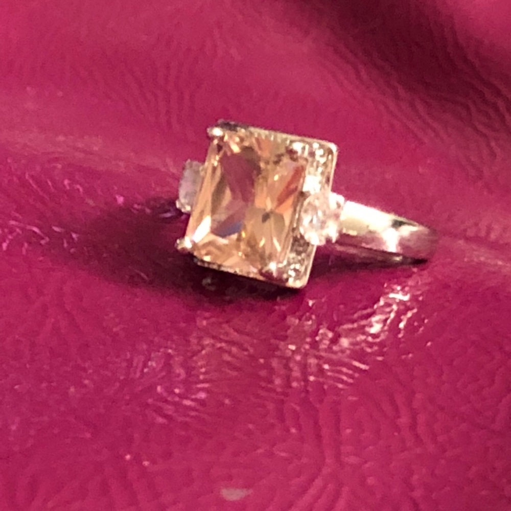 925 SILVER RING - Picture 2 of 8